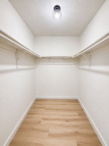4413 Menzer Road, Fort Worth, TX 76103