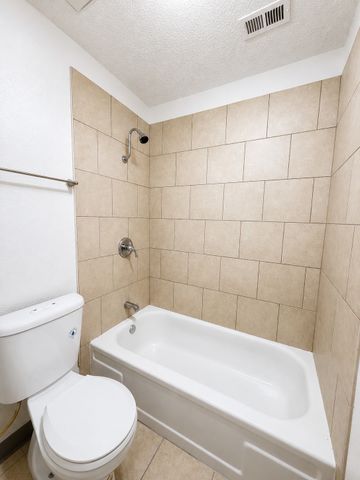 4413 Menzer Road, Fort Worth, TX 76103