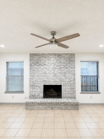 4413 Menzer Road, Fort Worth, TX 76103