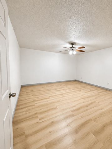 4413 Menzer Road, Fort Worth, TX 76103