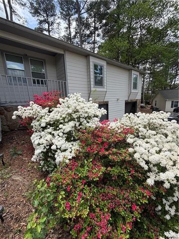 325 Little Rock Court, Lawrenceville, GA 30046