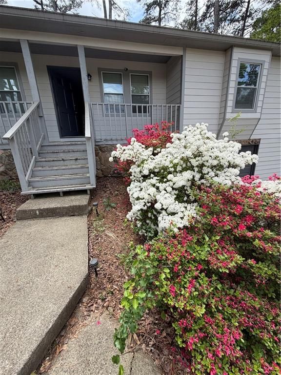 325 Little Rock Court, Lawrenceville, GA 30046