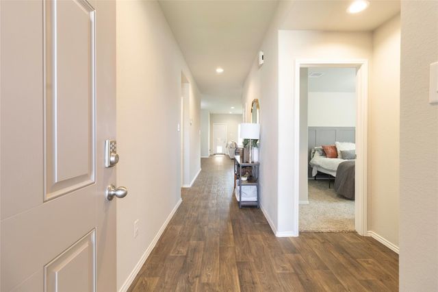 8435 Sacred Lotus Lane, Rosharon, TX 77583