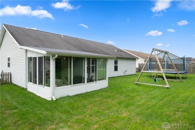 2236 Commonwealth Drive, Xenia, OH 45385