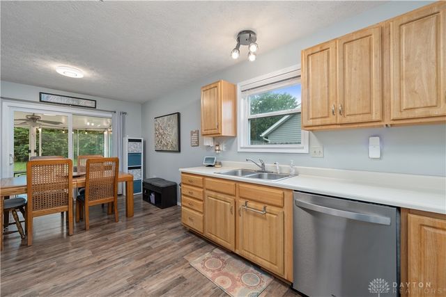 2236 Commonwealth Drive, Xenia, OH 45385