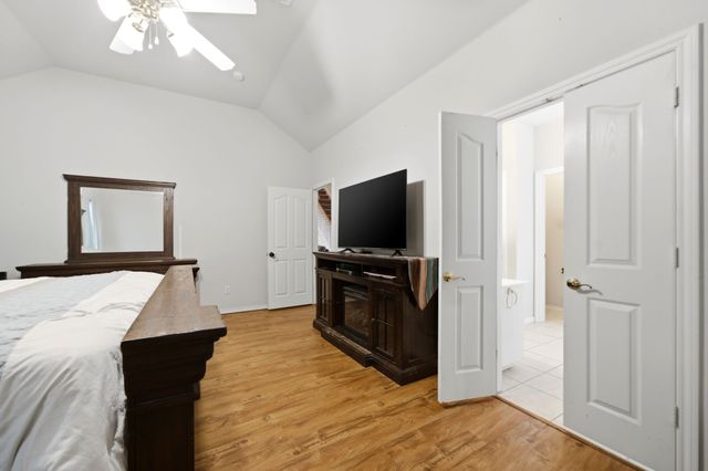 8641 Shadow Trace Drive, Fort Worth, TX 76244