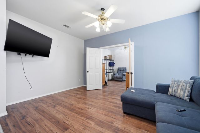 8641 Shadow Trace Drive, Fort Worth, TX 76244