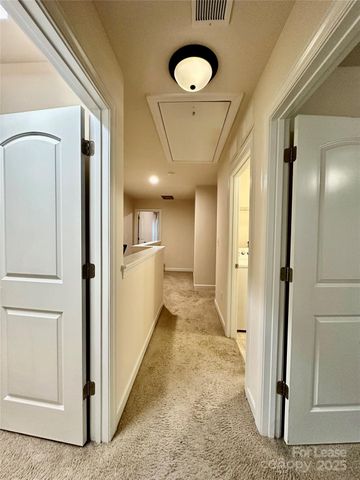 5733 Lachlan Hill Lane, Charlotte, NC 28278