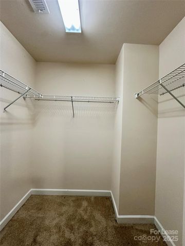 5733 Lachlan Hill Lane, Charlotte, NC 28278