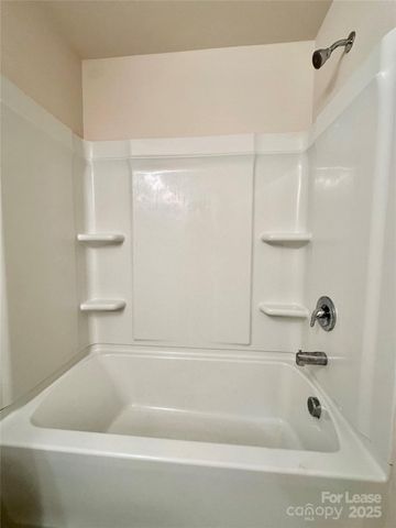 5733 Lachlan Hill Lane, Charlotte, NC 28278