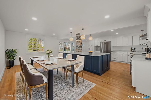 87 Colony Road, Groton, CT 06340