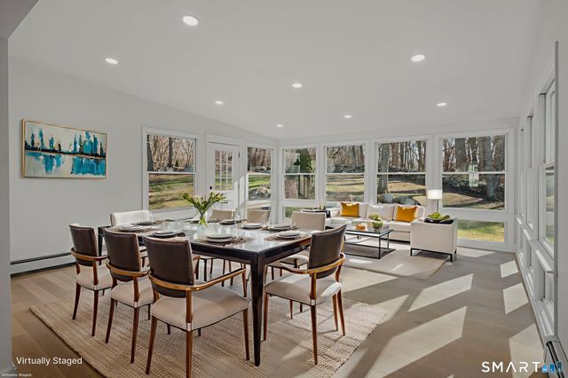 87 Colony Road, Groton, CT 06340