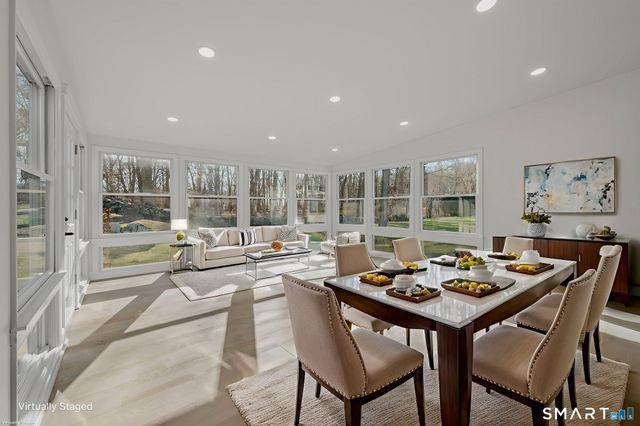 87 Colony Road, Groton, CT 06340