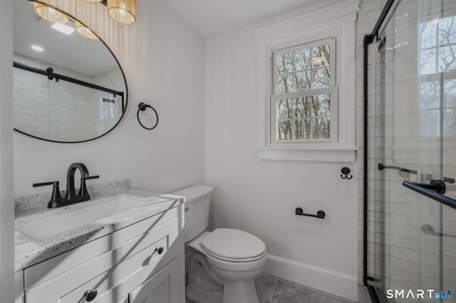 87 Colony Road, Groton, CT 06340