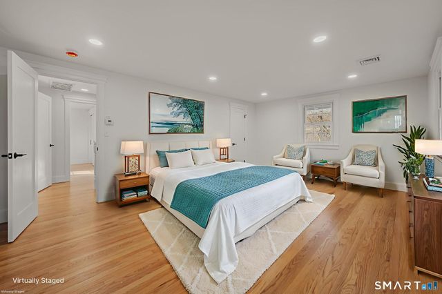 87 Colony Road, Groton, CT 06340