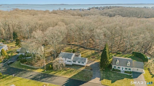 87 Colony Road, Groton, CT 06340