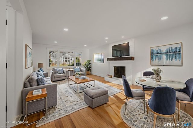 87 Colony Road, Groton, CT 06340