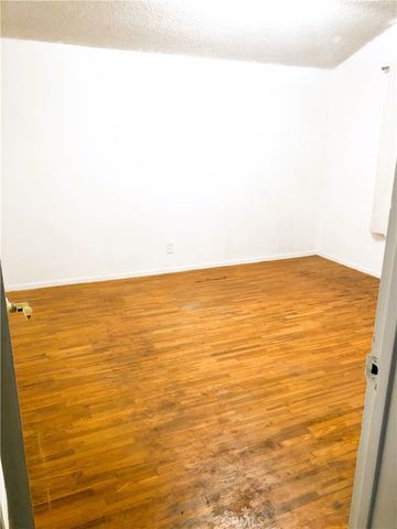 8808 Olive, Bellflower, CA 90706