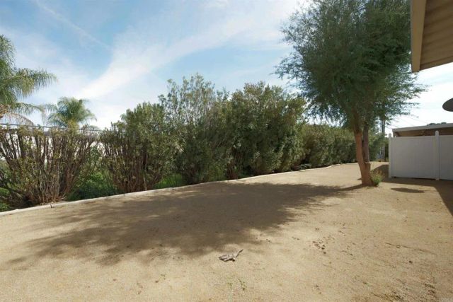 28030 Pebble beach dr, Sun City, CA 92586