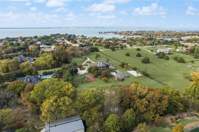 255 Yankee Creek Road, Heath, TX 75032