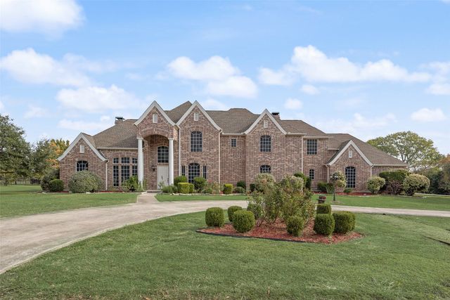 255 Yankee Creek Road, Heath, TX 75032