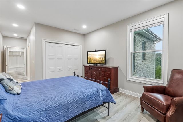 3063 Chestnut Ridge Drive, Jefferson Hills, PA 15025
