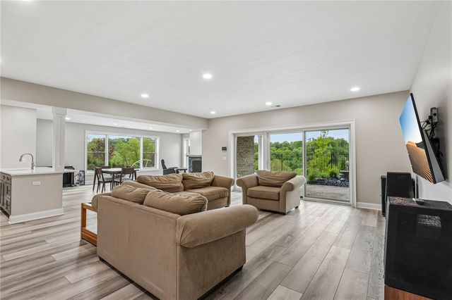 3063 Chestnut Ridge Drive, Jefferson Hills, PA 15025