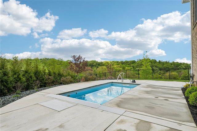 3063 Chestnut Ridge Drive, Jefferson Hills, PA 15025