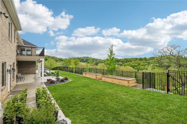 3063 Chestnut Ridge Drive, Jefferson Hills, PA 15025