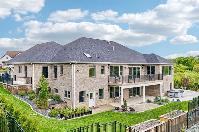 3063 Chestnut Ridge Drive, Jefferson Hills, PA 15025