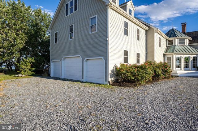 21642 CHICKEN POINT RD, Tilghman, MD 21671