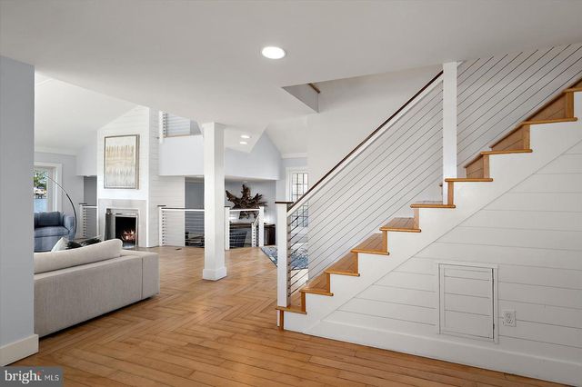 21642 CHICKEN POINT RD, Tilghman, MD 21671