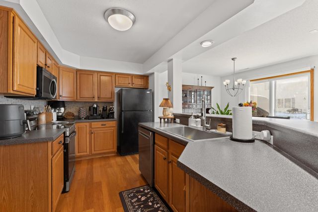 2110 Red Tail Place SE, Rochester, MN 55904