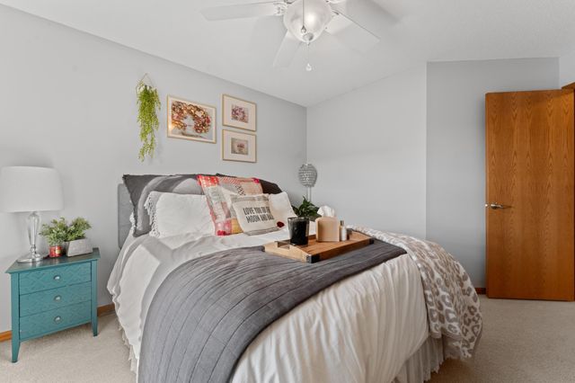 2110 Red Tail Place SE, Rochester, MN 55904