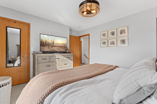 2110 Red Tail Place SE, Rochester, MN 55904