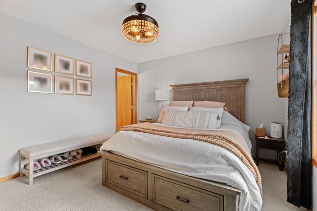 2110 Red Tail Place SE, Rochester, MN 55904