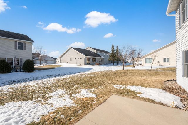 2110 Red Tail Place SE, Rochester, MN 55904