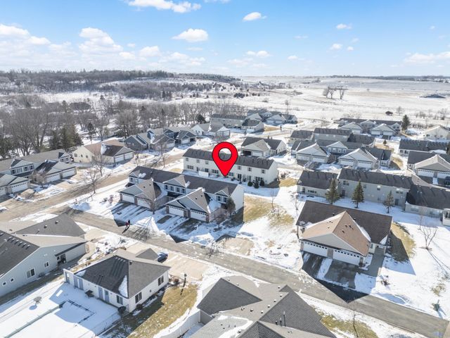 2110 Red Tail Place SE, Rochester, MN 55904