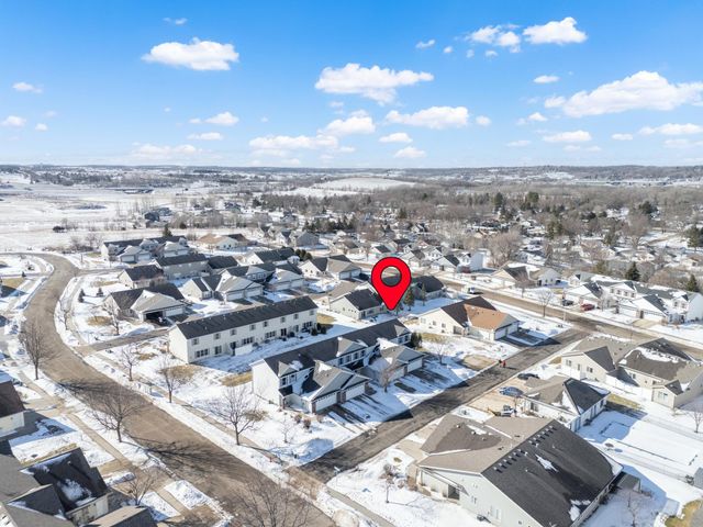 2110 Red Tail Place SE, Rochester, MN 55904