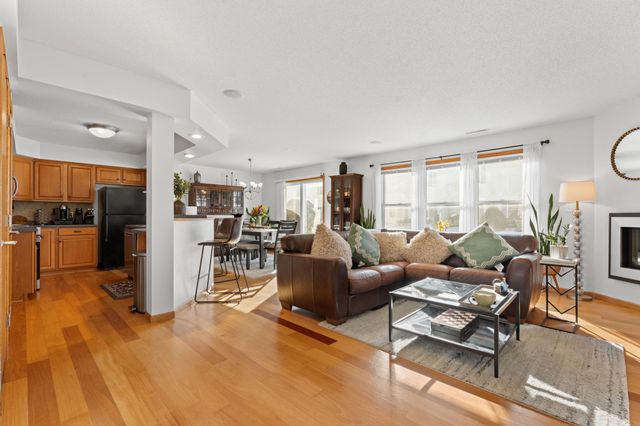 2110 Red Tail Place SE, Rochester, MN 55904