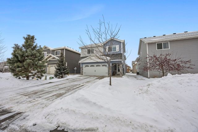 9036 Golden Pond Lane N, Monticello, MN 55362