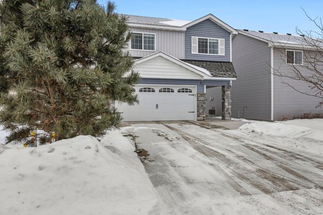 9036 Golden Pond Lane N, Monticello, MN 55362