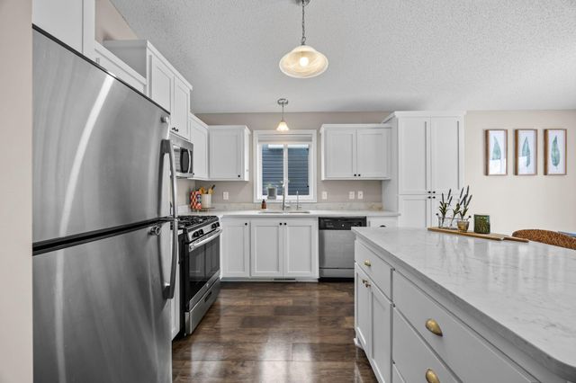 9036 Golden Pond Lane N, Monticello, MN 55362