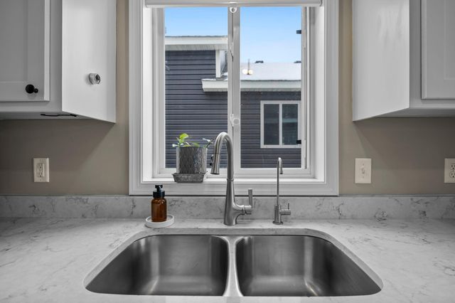 9036 Golden Pond Lane N, Monticello, MN 55362