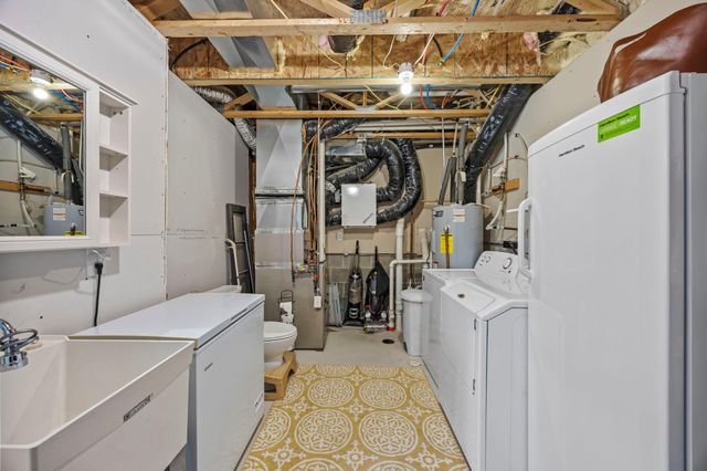 9036 Golden Pond Lane N, Monticello, MN 55362