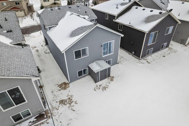 9036 Golden Pond Lane N, Monticello, MN 55362