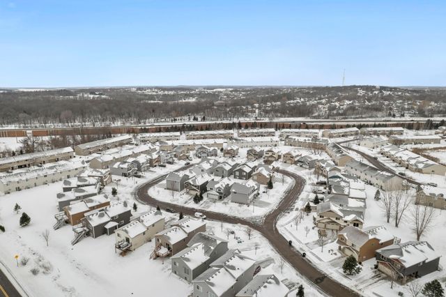 9036 Golden Pond Lane N, Monticello, MN 55362