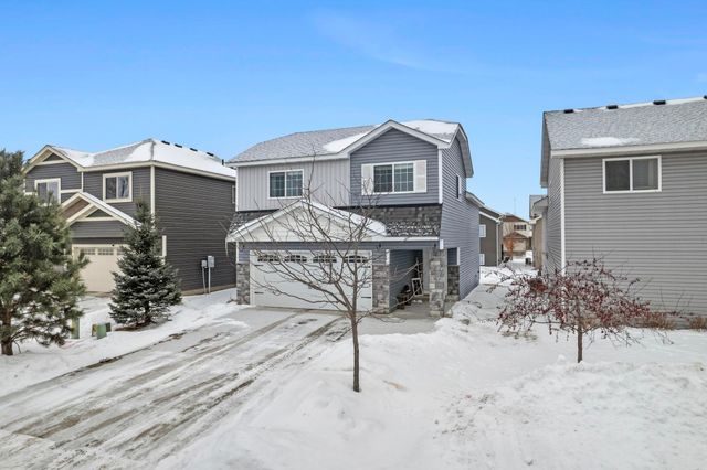 9036 Golden Pond Lane N, Monticello, MN 55362