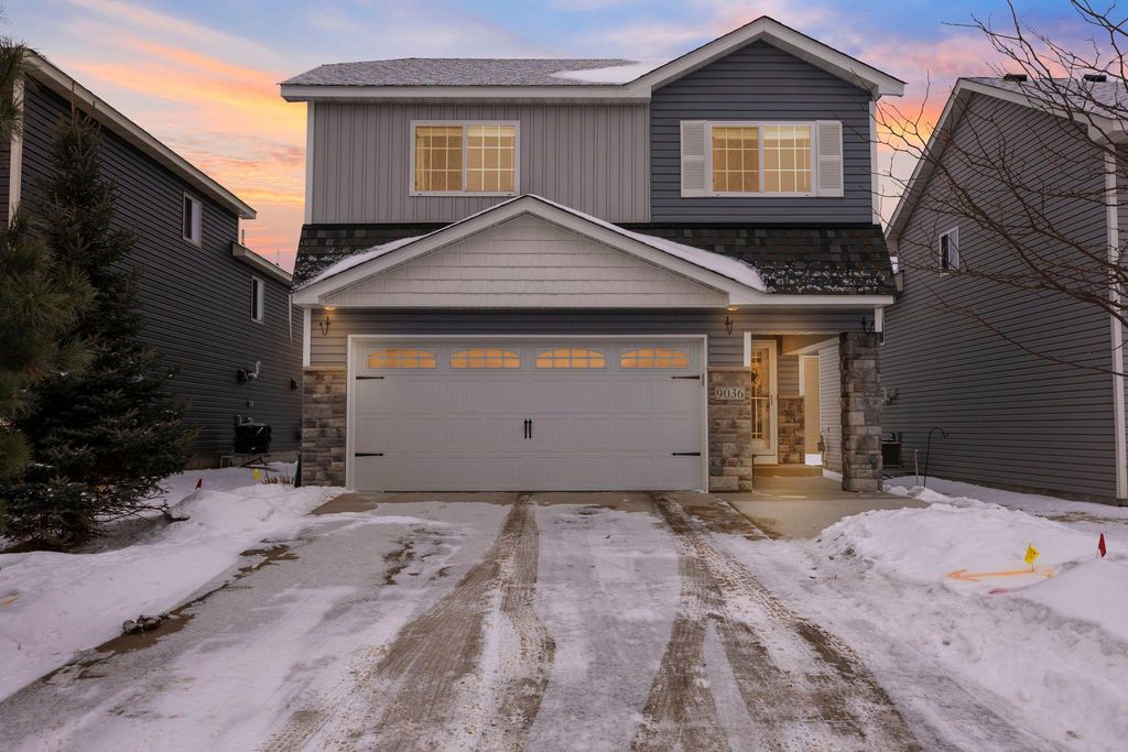 9036 Golden Pond Lane N, Monticello, MN 55362