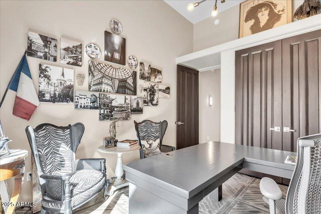 10040 E HAPPY VALLEY Road 300, Scottsdale, AZ 85255